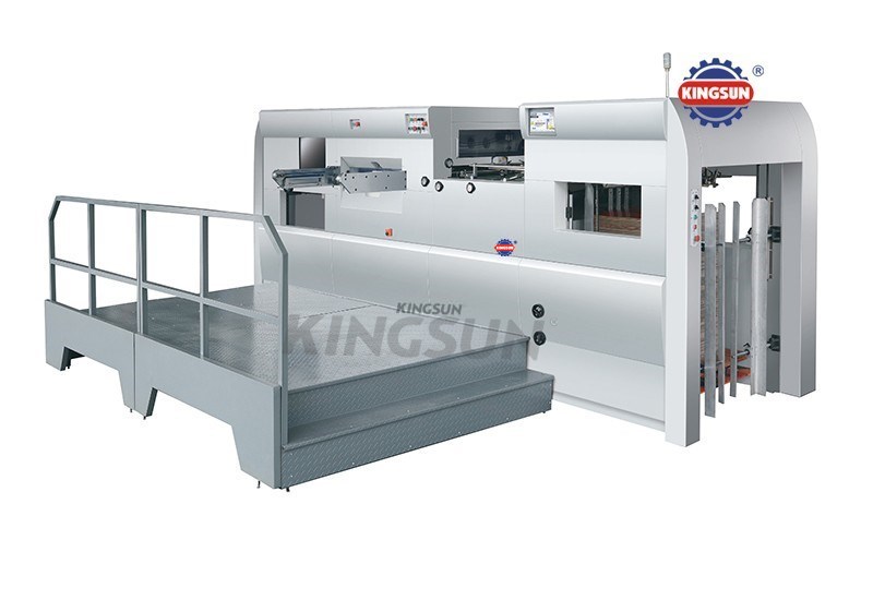 KMHC-1060/1080 Maquina troqueladora automatica